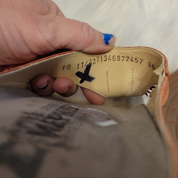 Mephisto Leather Thong Sandals 36 - Picture 6 of 7